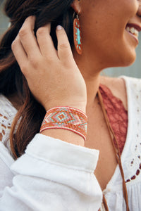 Golden Sunset: Beaded Bracelet